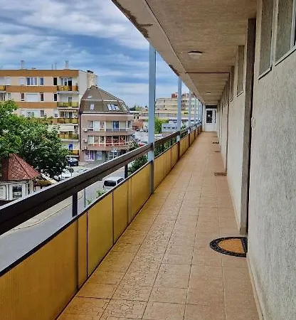 Nosztalgia Apartman شقة